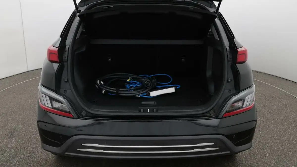 2021-hyundai-kona-e-ultimate-big-17