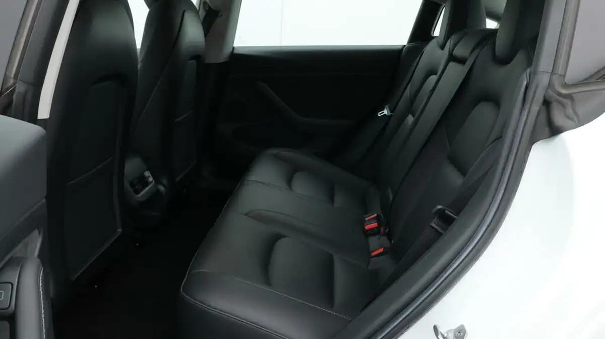 2021-tesla-model-3-e-standard-plus-big-16