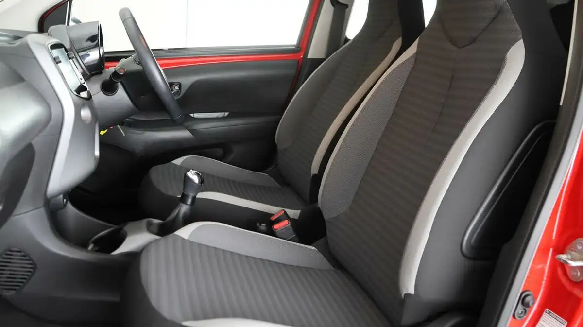2020-toyota-aygo-10-vvt-i-x-trend-big-12