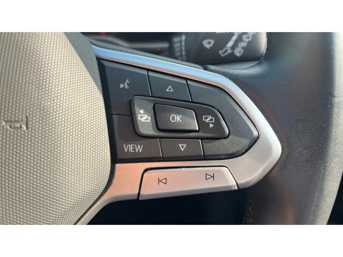 2022-volkswagen-taigo-10-tsi-life-95ps-big-23