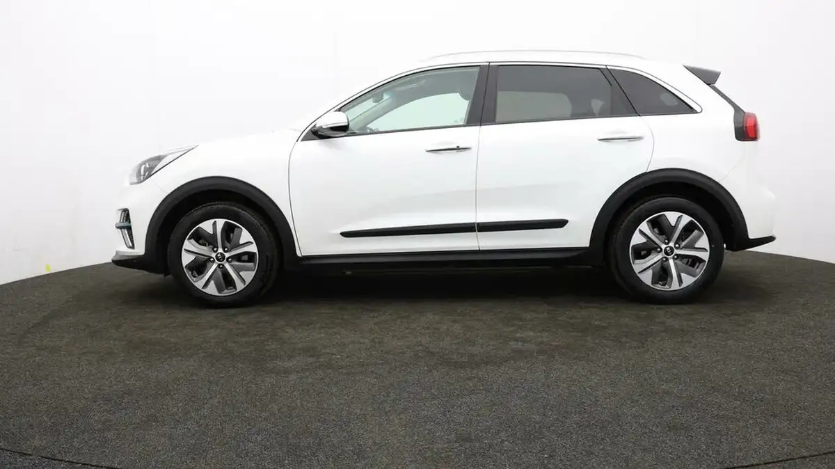 2021-kia-e-niro-ev-3-big-60