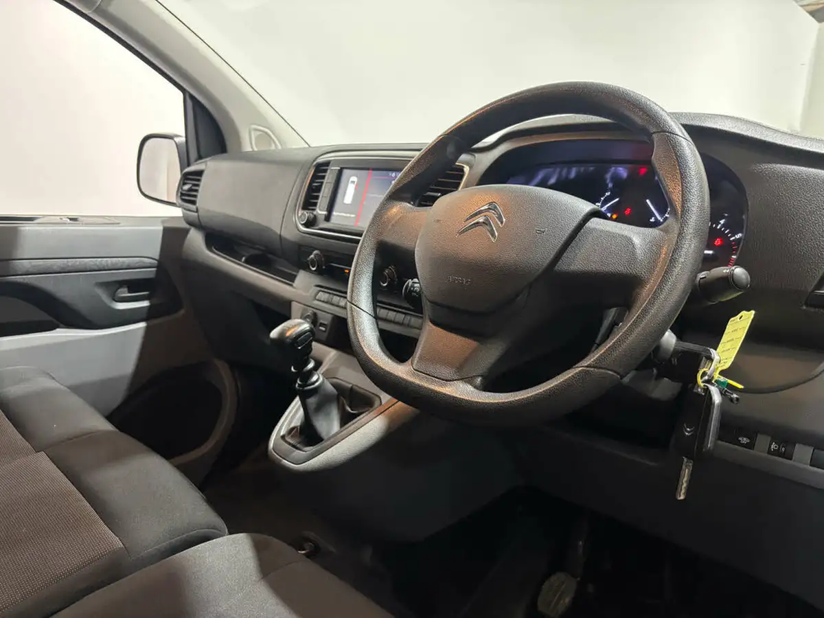 2022-citroen-dispatch-15bluehdi-enterprise-pro-m-1000-big-10