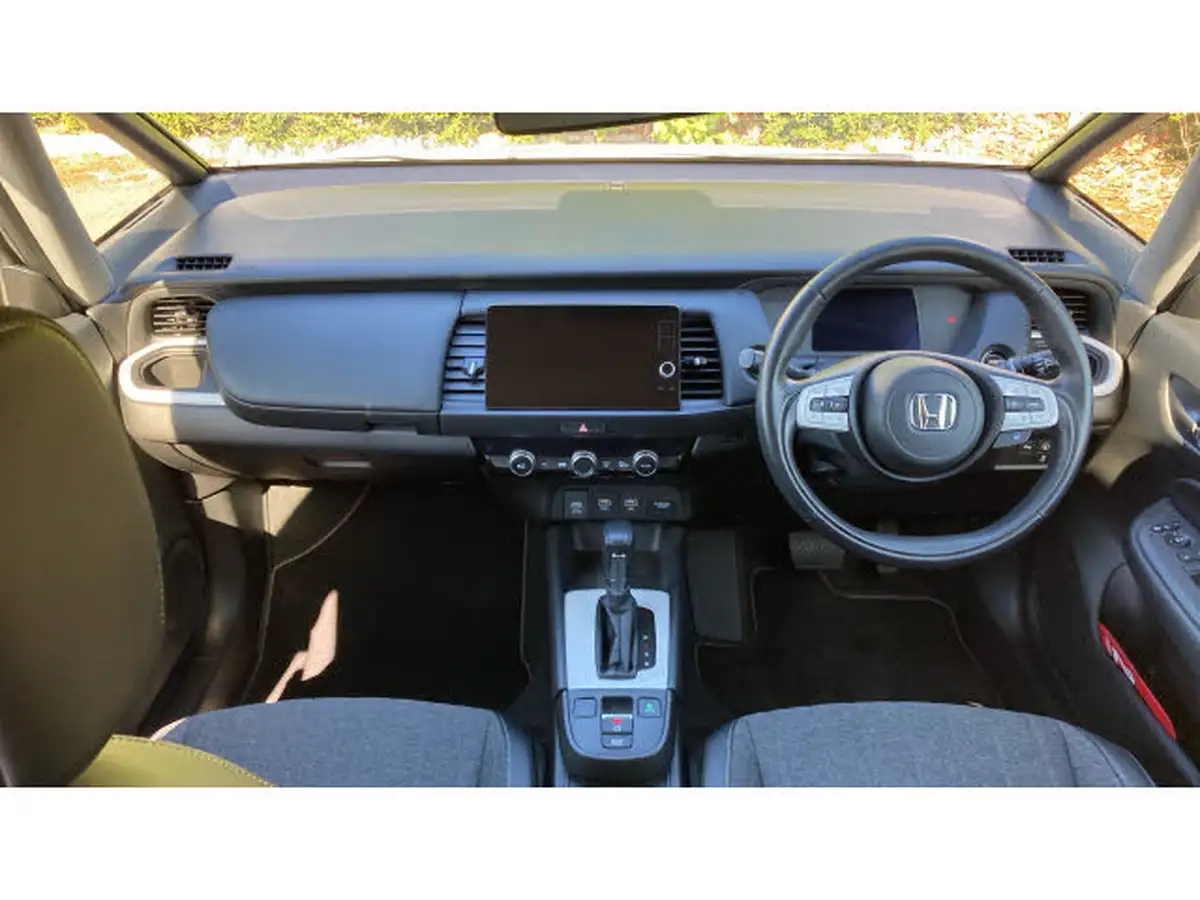 2022-honda-jazz-15-i-mmd-ex-107ps-big-3