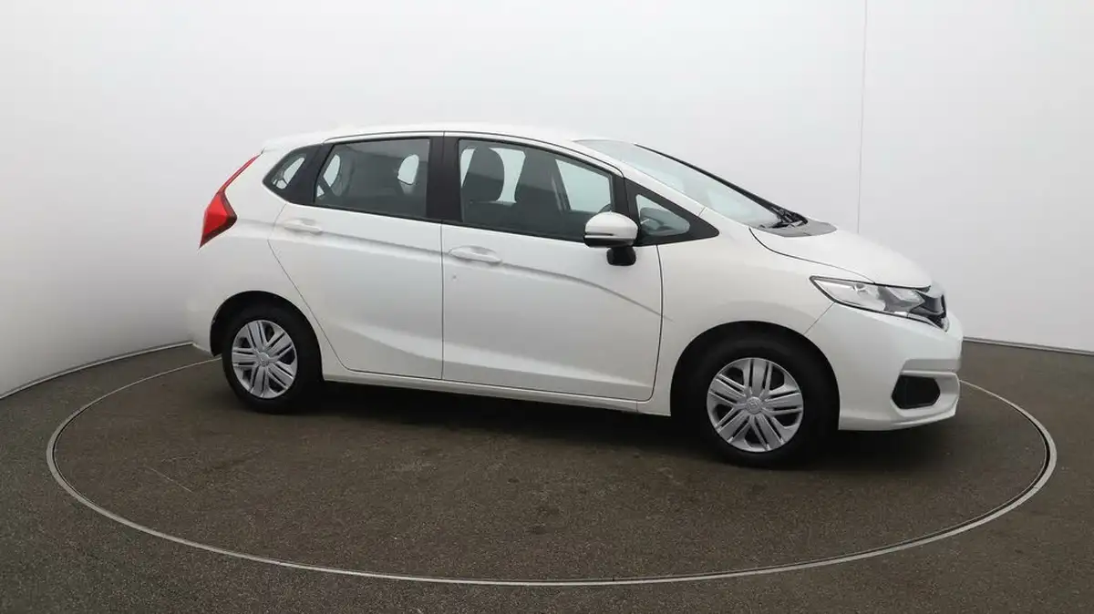 2020-honda-jazz-13-i-vtec-s-big-41