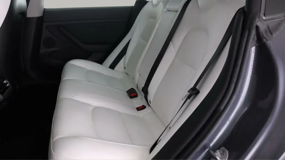 2021-tesla-model-3-e-long-range-awd-big-16