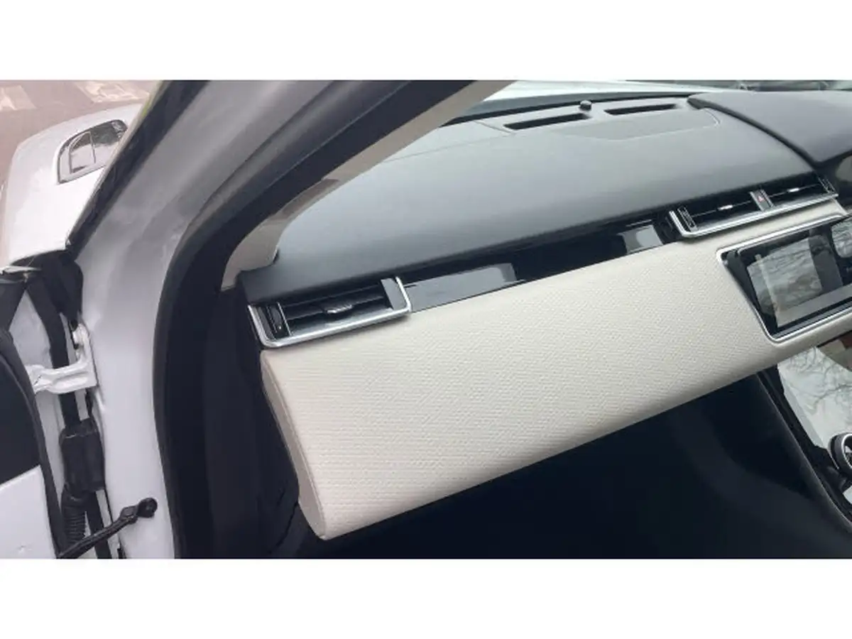 2022-land-rover-range-rover-velar-20-d200-r-dynamic-se-big-21