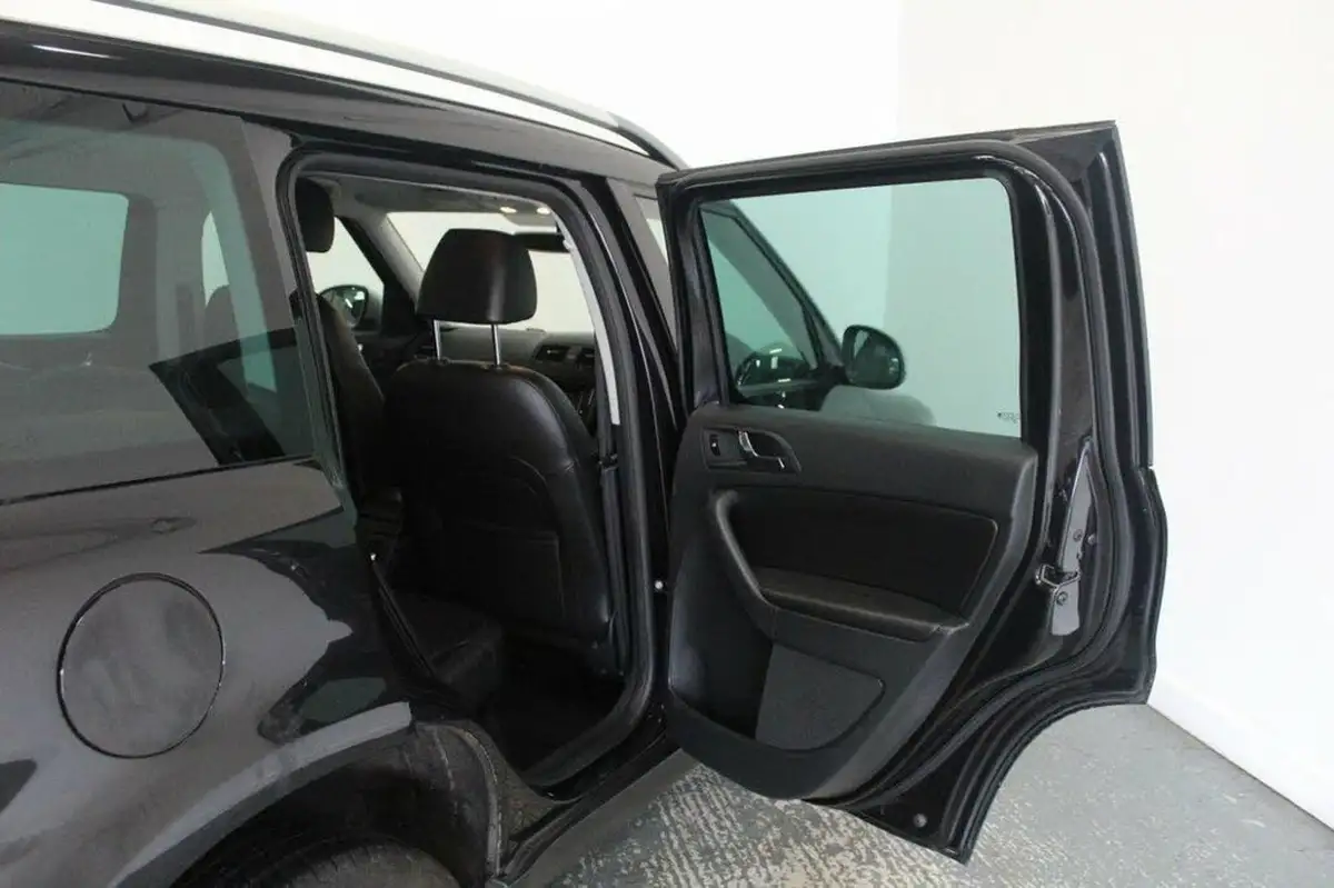 2017-skoda-yeti-outdoor-12-tsi-se-l-drive-dsg-big-19
