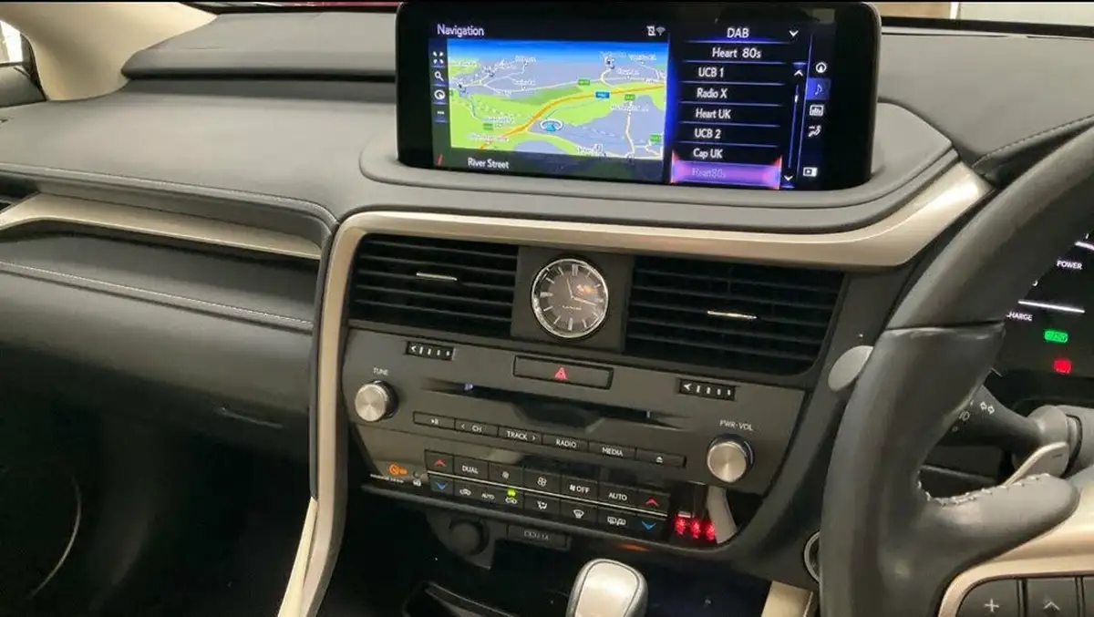 2022-lexus-rx-450h-35-rx-big-7