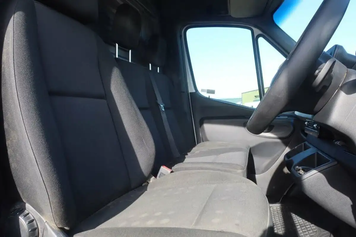 2019-mercedes-benz-sprinter-21cdi-316-l2h1-163pseu6b-panel-van-rwd-eco-gear-360-big-7