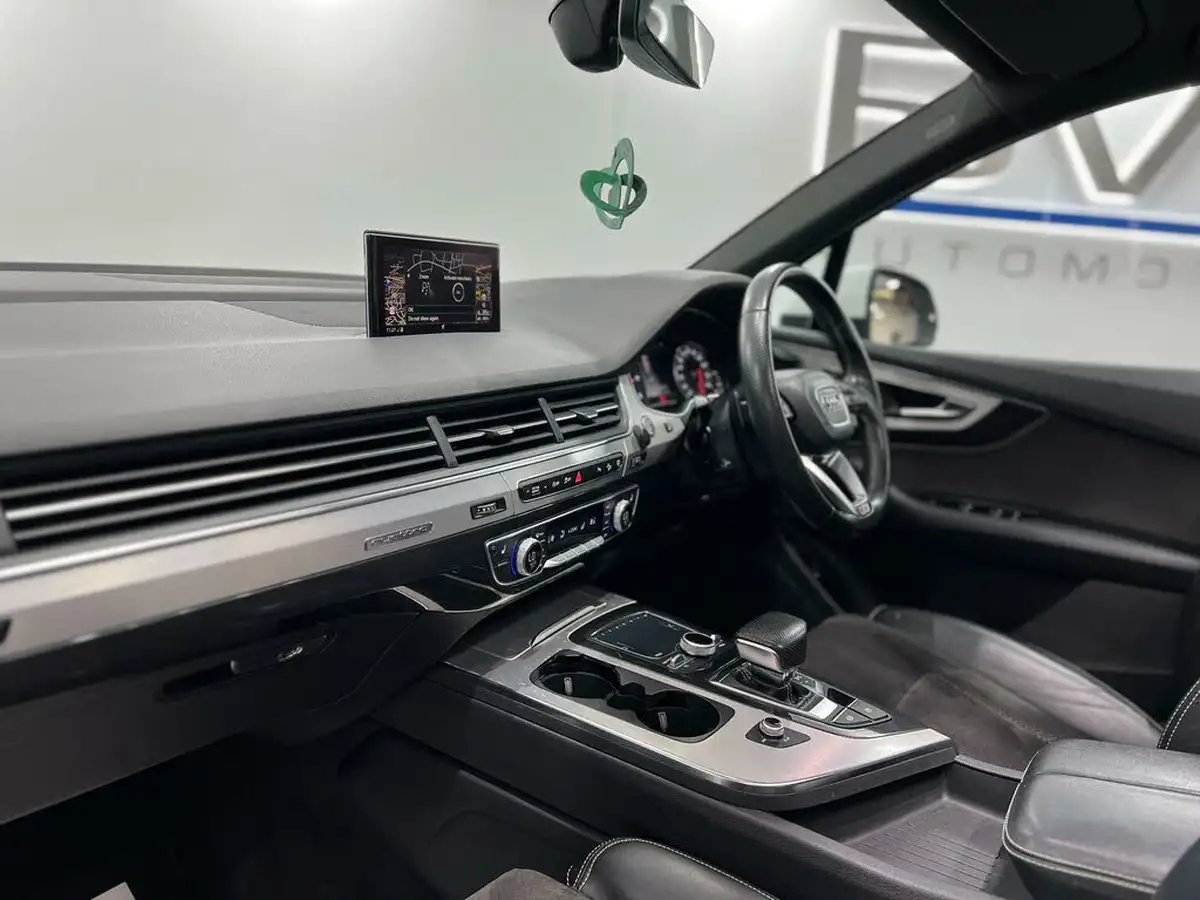 2016-audi-q7-30tdi-quattro-s-line-272ps-big-50