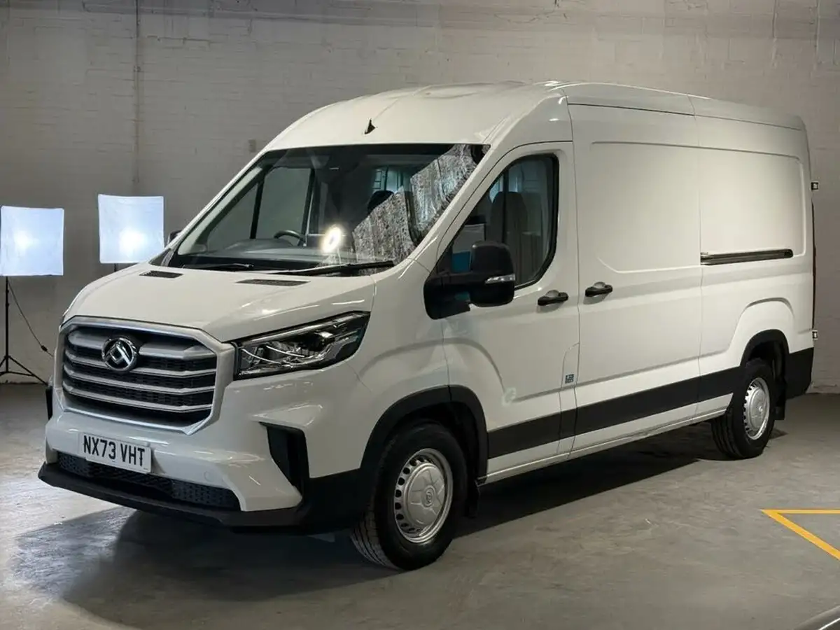 2023-maxus-deliver-9-big-30