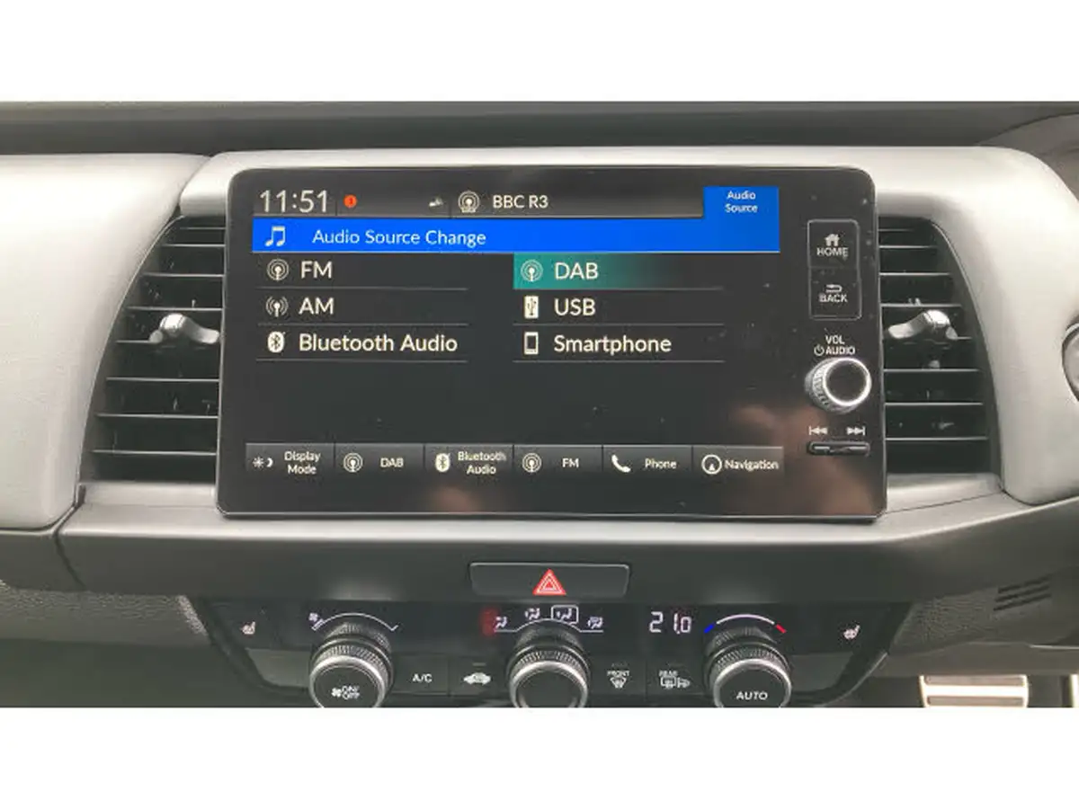 2023-honda-jazz-15-i-mmd-advance-sport-big-21