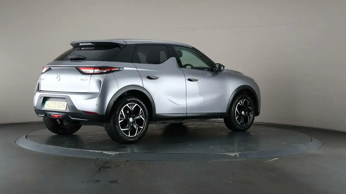 2021-ds-ds-3-crossback-e-tense-prestige-big-59