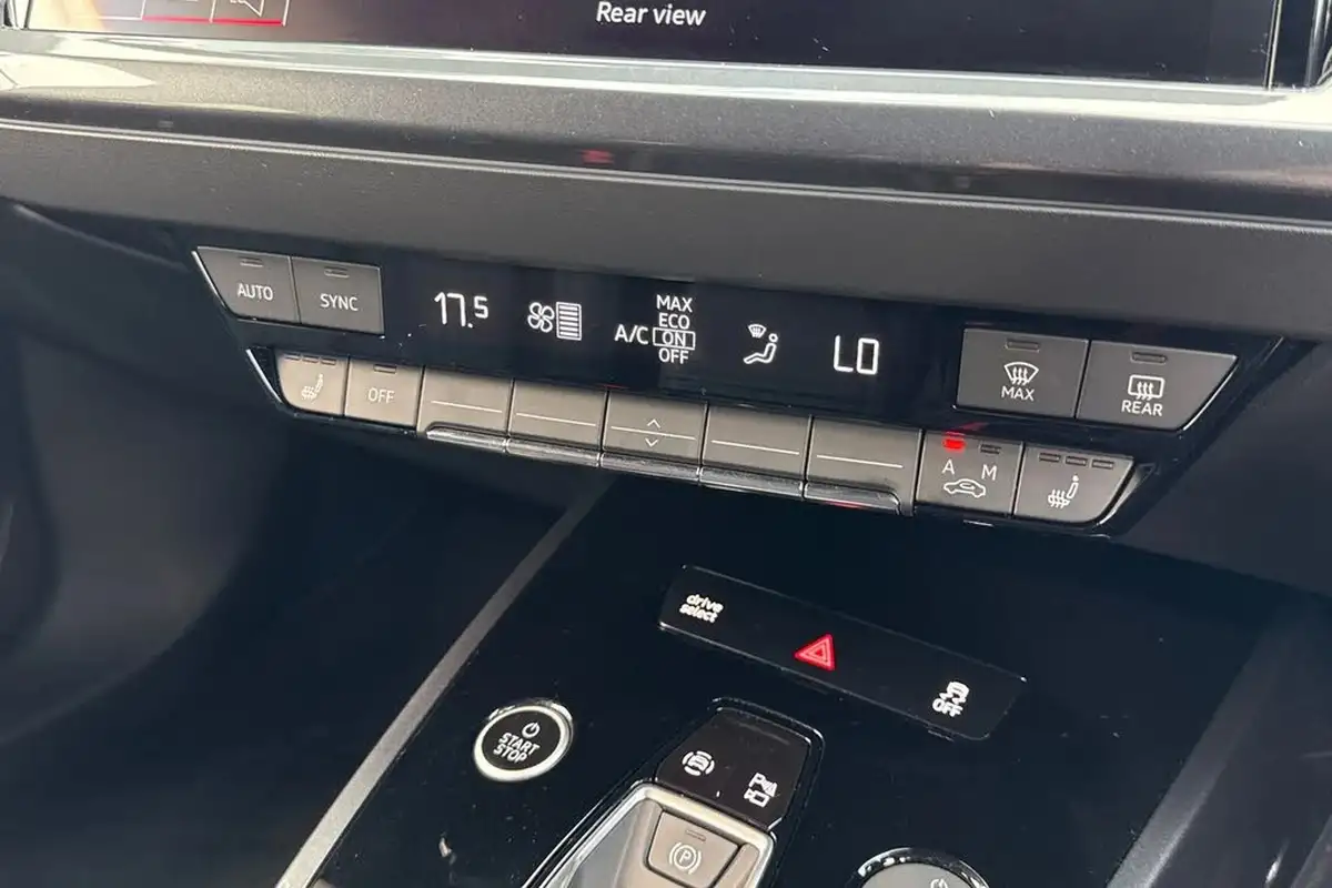 2024-audi-q4-e-tron-45e-black-edition-station-wagon-auto-big-18