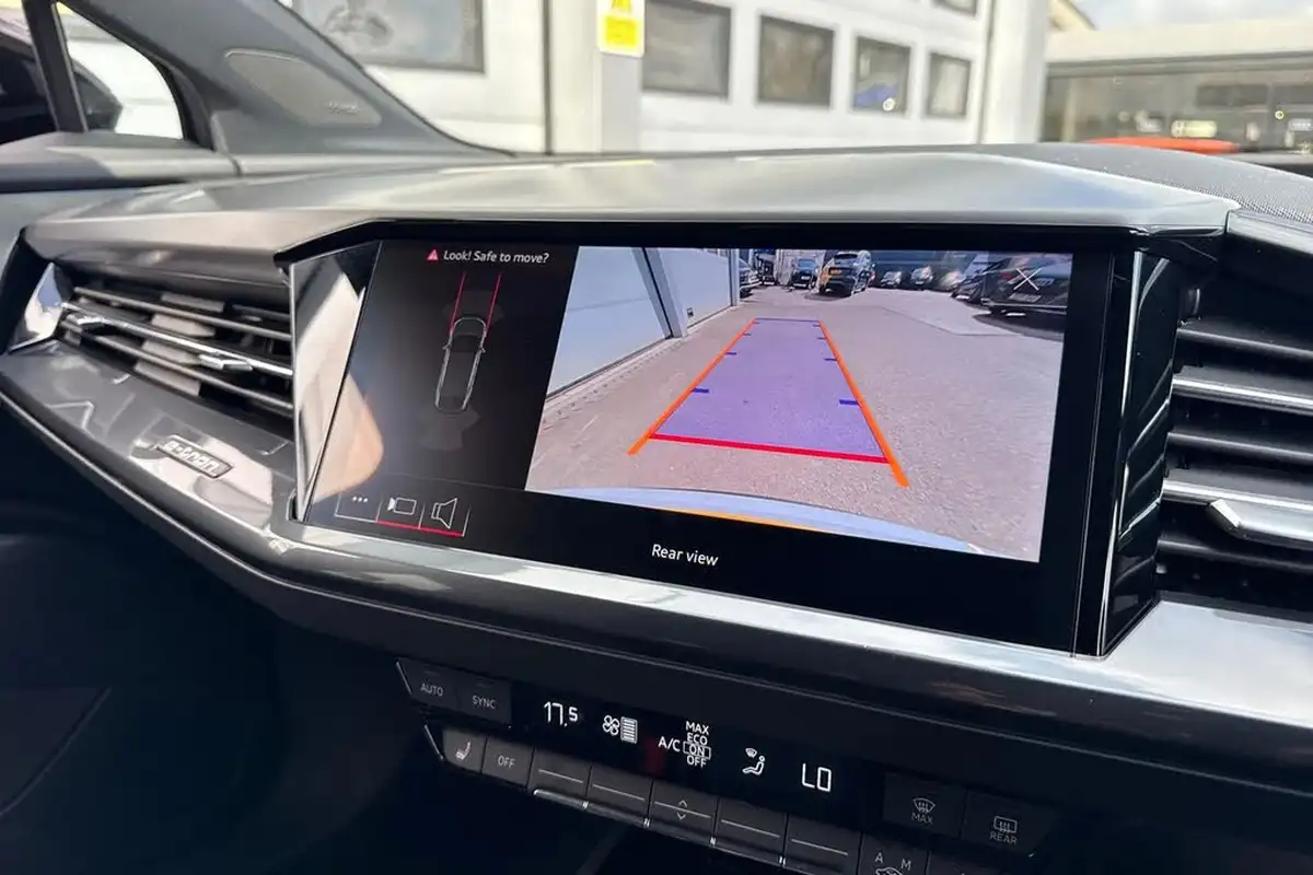 2024-audi-q4-e-tron-45e-black-edition-station-wagon-auto-big-46