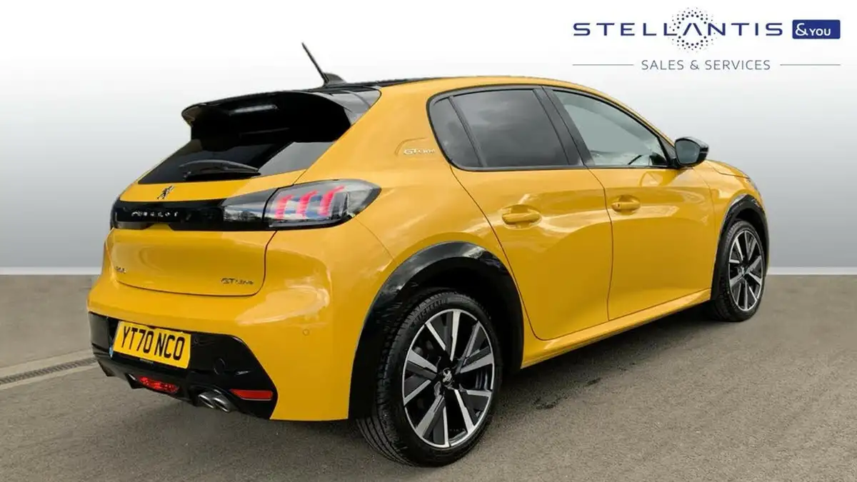 2020-peugeot-208-12-puretech-gt-line-130bhp-eat8-big-2