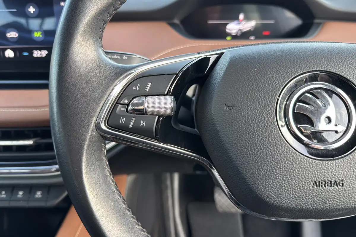 2022-skoda-enyaq-e-60-big-14