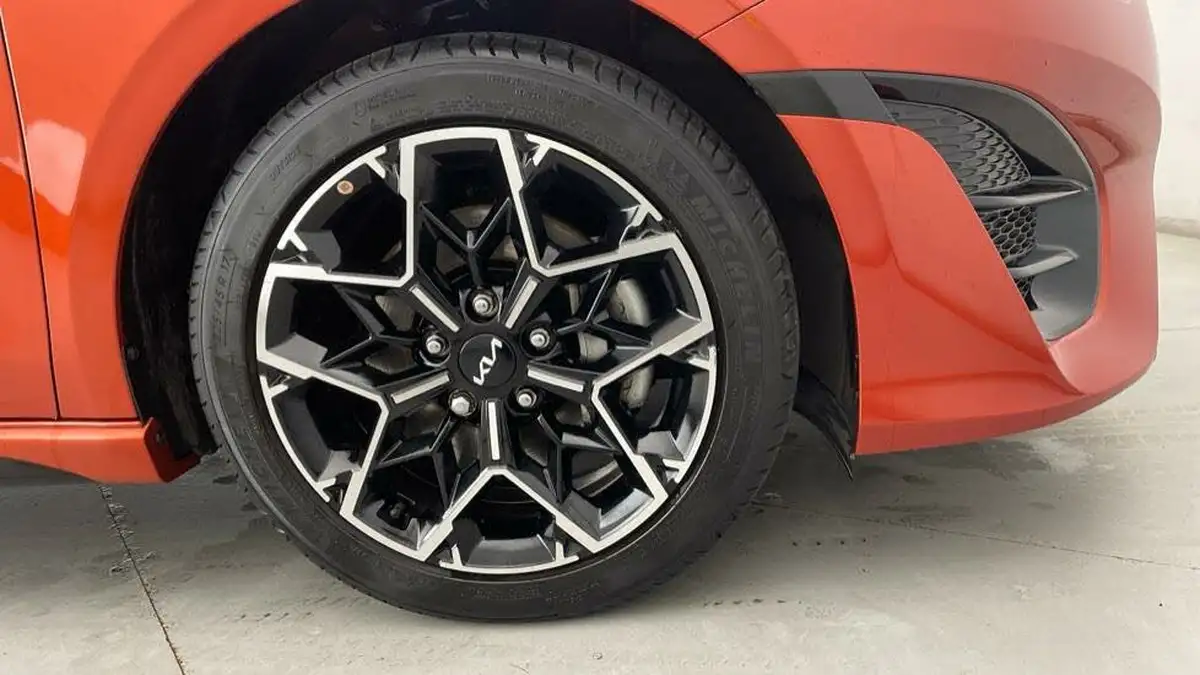 2024-kia-ceed-15-t-gdi-gt-line-138bhp-big-16