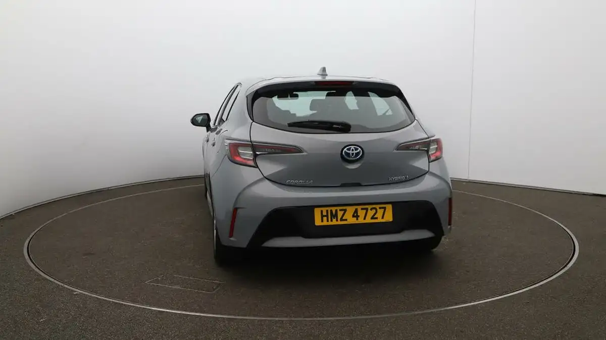 2022-toyota-corolla-18-vvt-i-icon-120bhp-trk-hatchback-5d-big-52