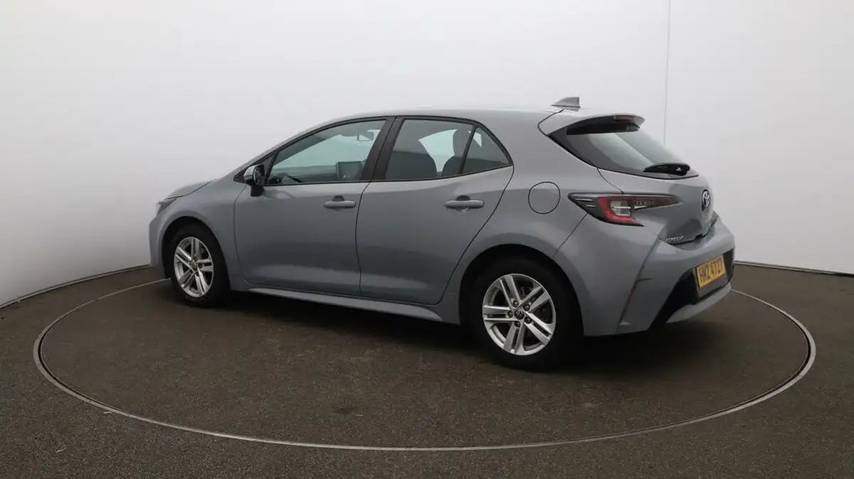 2022-toyota-corolla-18-vvt-i-icon-120bhp-trk-hatchback-5d-big-28
