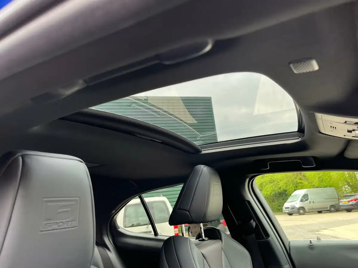2019-lexus-ux-250h-20-f-sport-premium-plus-pack-big-24