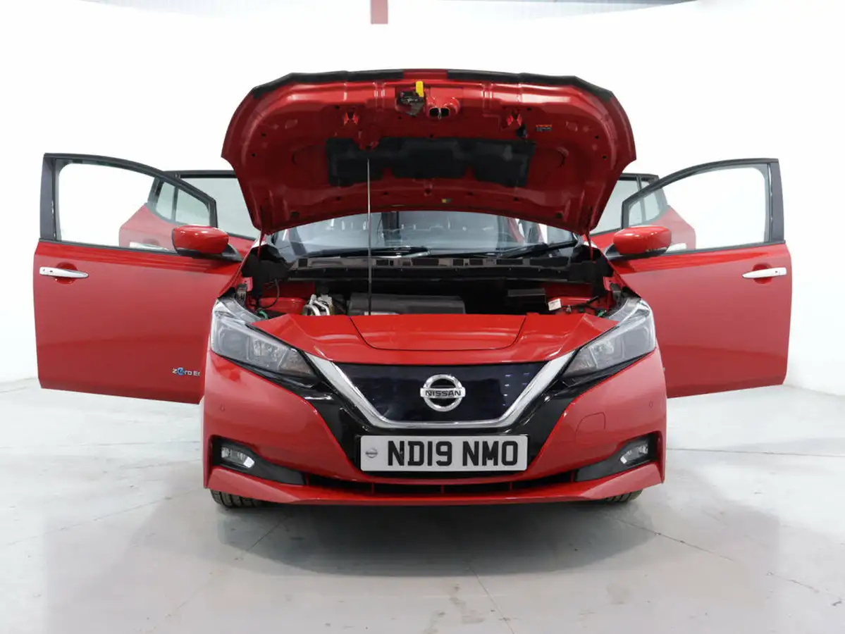2019-nissan-leaf-e-n-connecta-big-40
