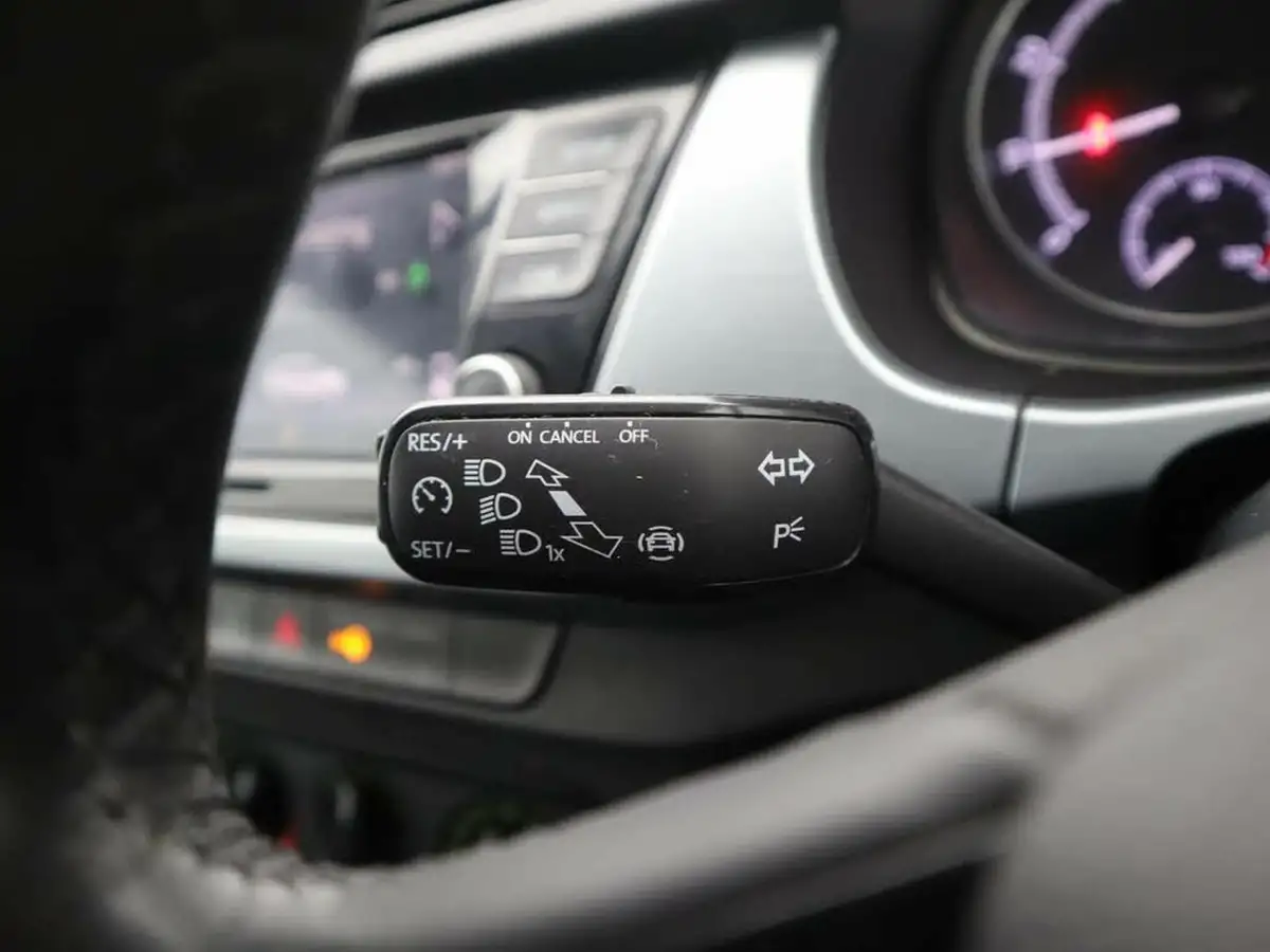2020-skoda-fabia-10-tsi-se-95ps-estate-big-22