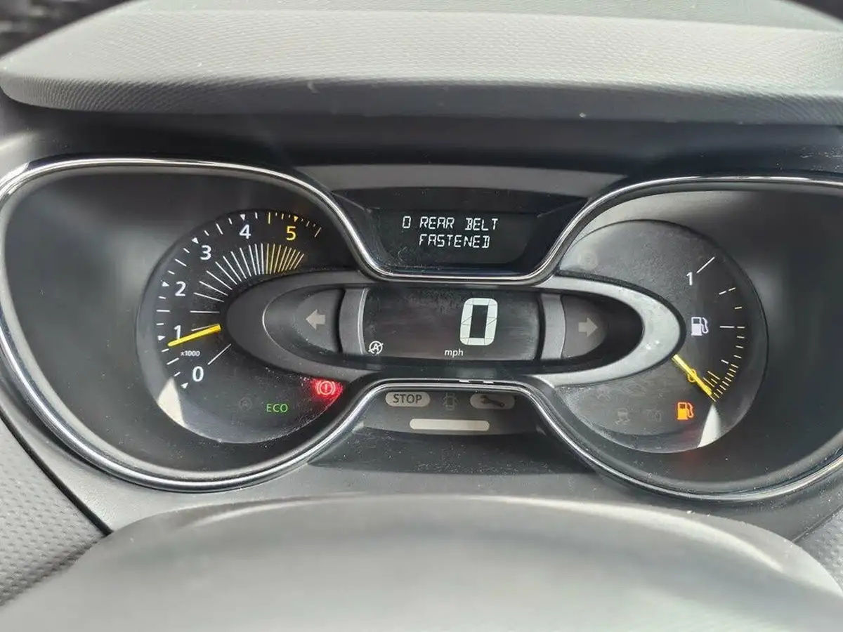 2015-renault-captur-15dci-dynamique-90bhp-energyss-big-5