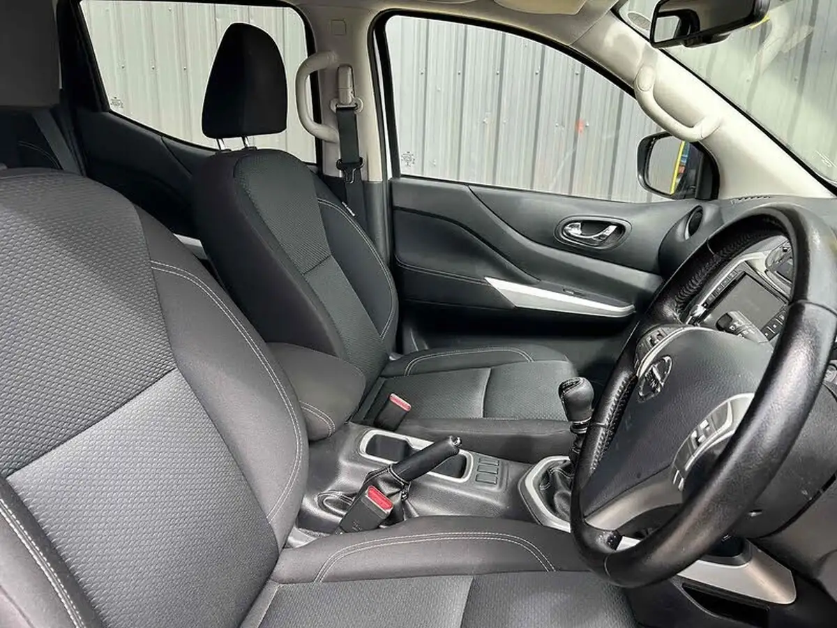 2021-nissan-navara-23dci-tt-n-connecta-8-navi-big-9