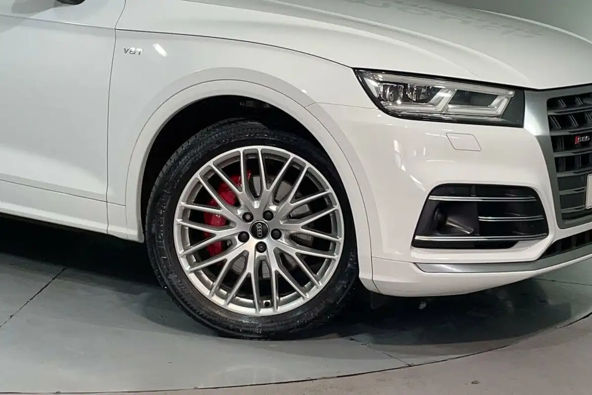 2017-audi-sq5-30-tfsi-quattro-big-4