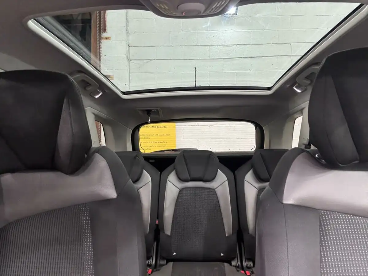 2014-citroen-c4-picasso-16e-hdi-exclusive-airdream-etg6-big-21