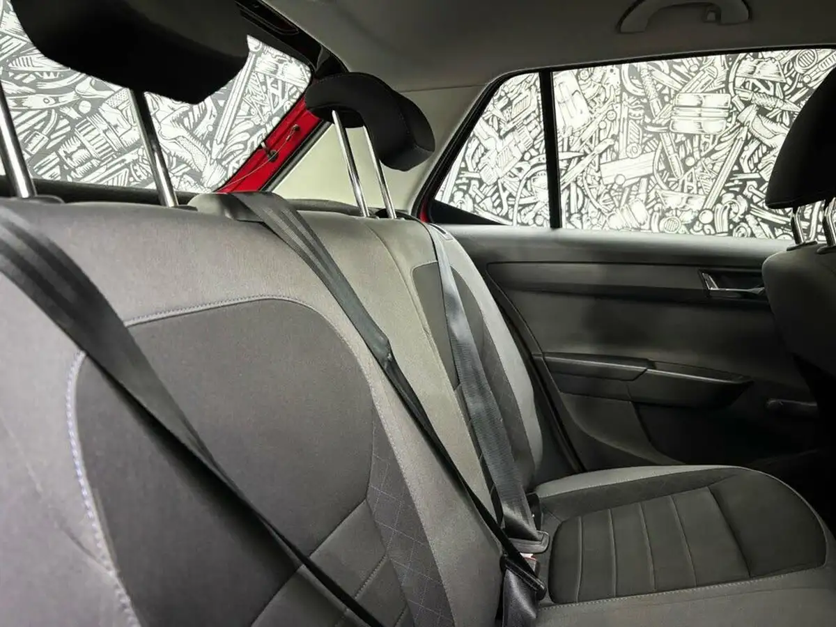 2019-skoda-fabia-10-tsi-colour-edition-big-23