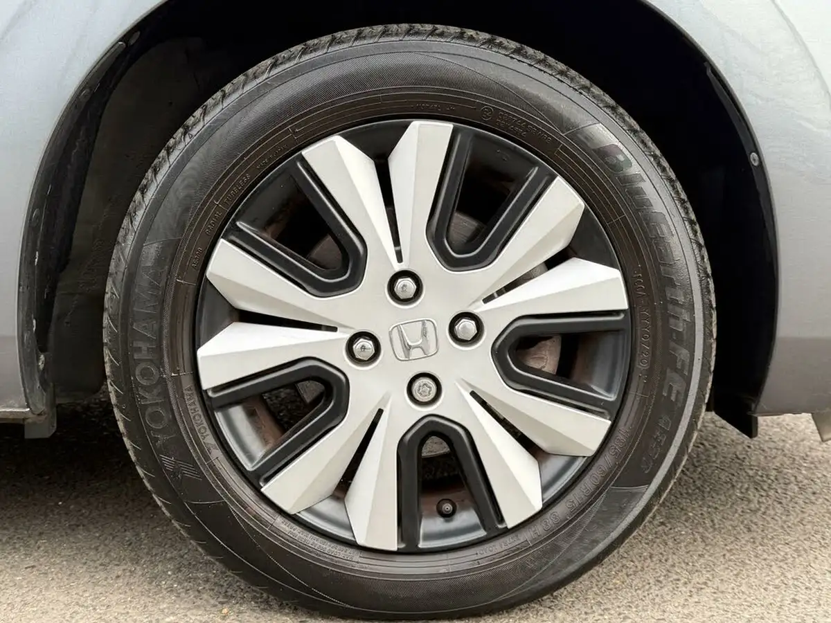 2021-honda-jazz-15-i-mmd-sr-107ps-big-20