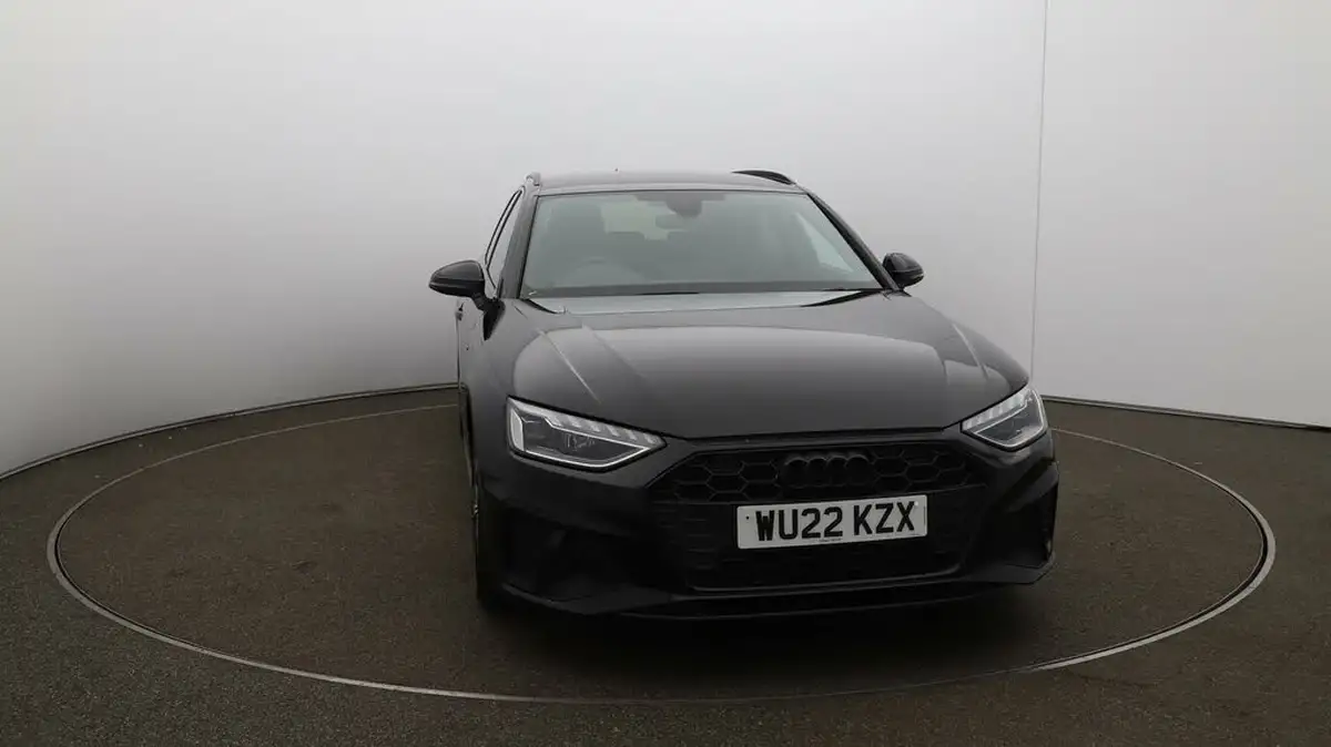 2022-audi-a4-avant-20-35-tfsi-black-edition-s-tronic-big-34