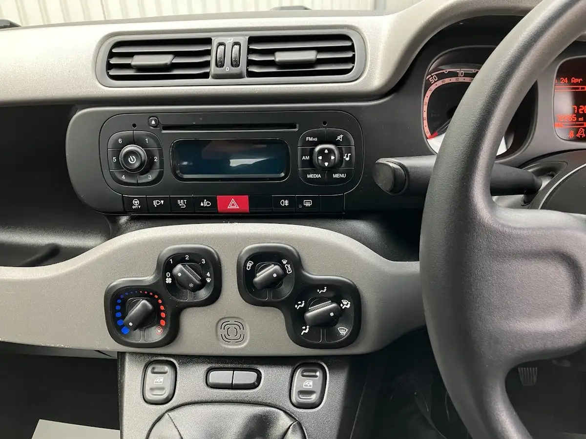 2015-smart-forfour-10-passion-premiumss-big-27