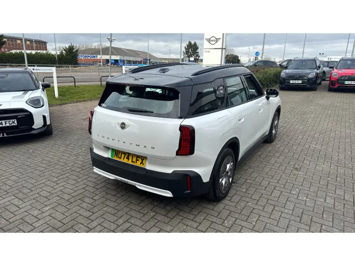 2024-mini-countryman-e-cooper-e-classic-big-37