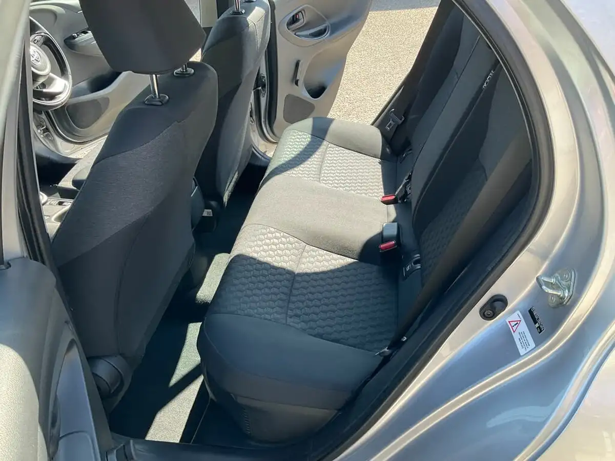 2022-toyota-yaris-15-vvt-i-icon-big-11