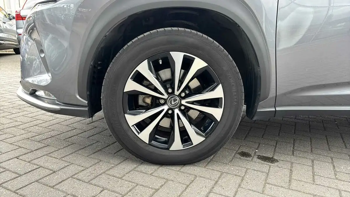 2021-lexus-nx-300h-25-nx-4wd-8in-navigationparking-sensors-big-4