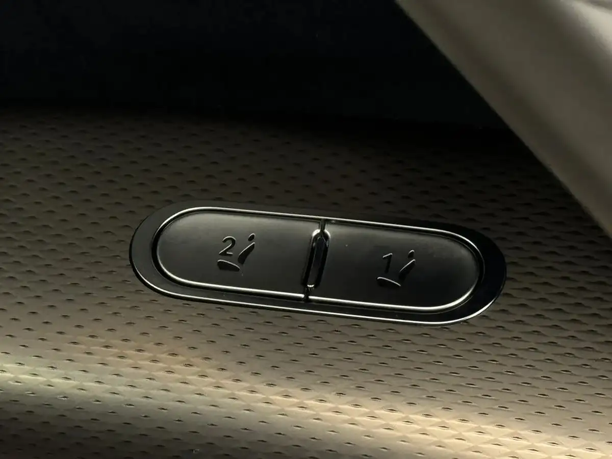2024-genesis-gv60-e-sport-plus-big-29