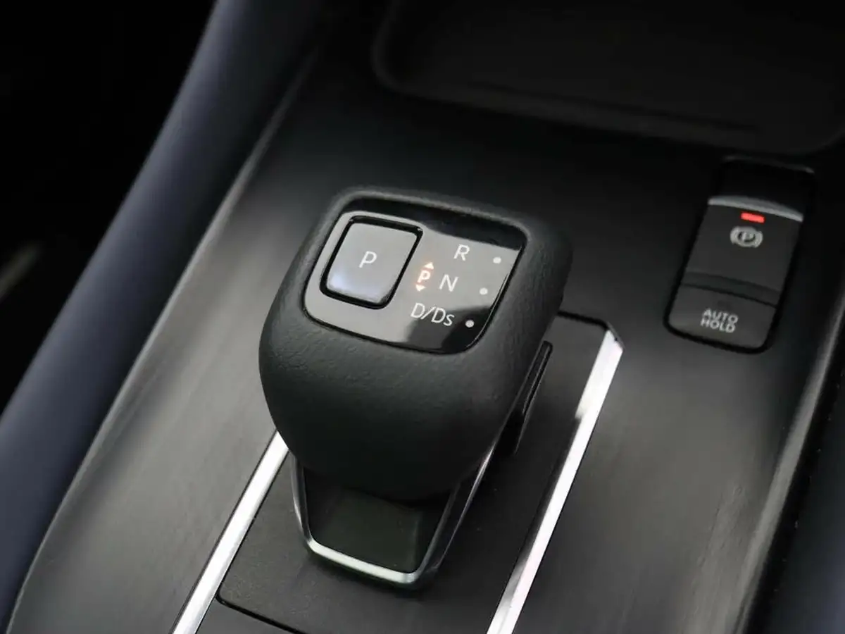 2022-nissan-qashqai-13-dig-t-tekna-158ps-xtronic-big-19