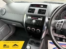 2009-suzuki-sx4-16-glx-small-8