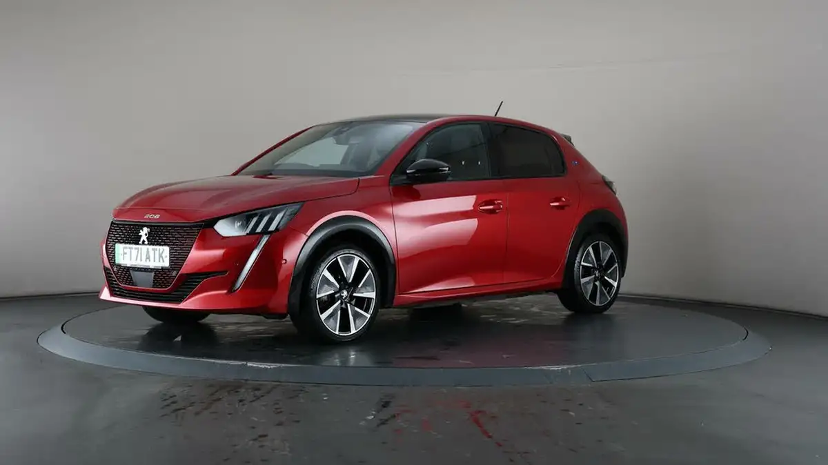 2022-peugeot-208-e-gt-136bhp-50kwh-big-34