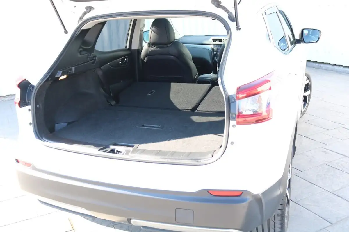 2019-nissan-qashqai-13-dig-t-tekna-140ps-big-5