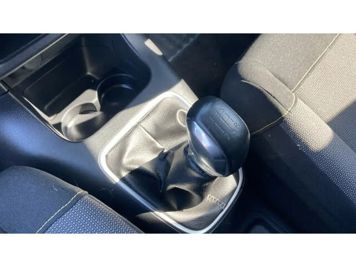 2018-citroen-c3-12-puretech-flair-82ps-big-12