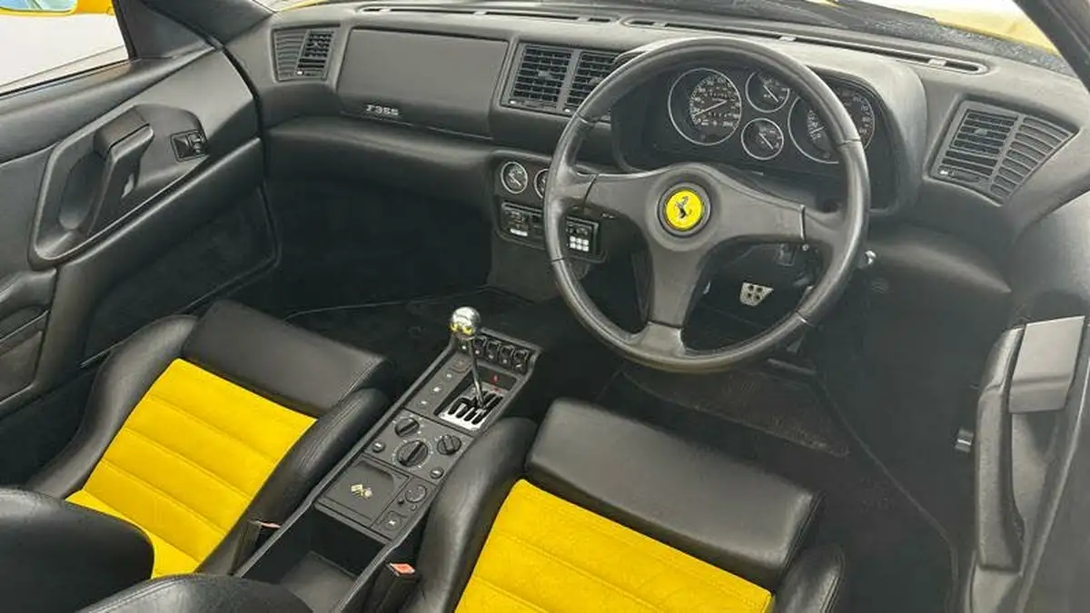 1995-ferrari-f355-35-gts-big-32