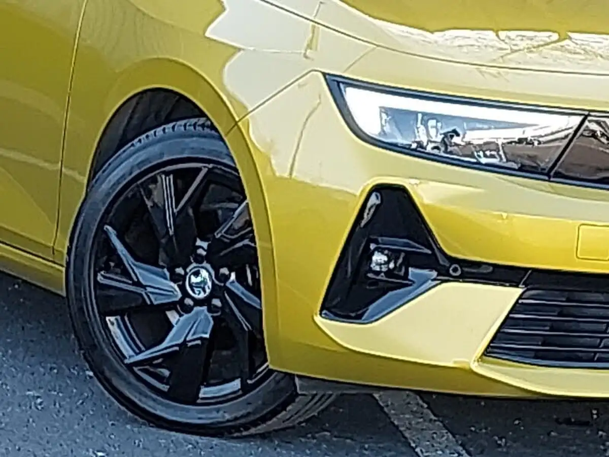 2024-vauxhall-astra-12-turbo-gs-130ps-hatchback-big-8