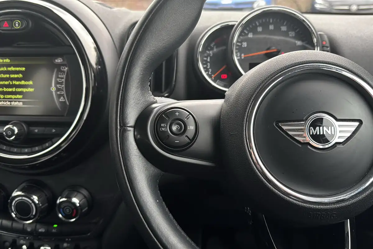 2017-mini-countryman-15-cooper-ss-auto-big-15
