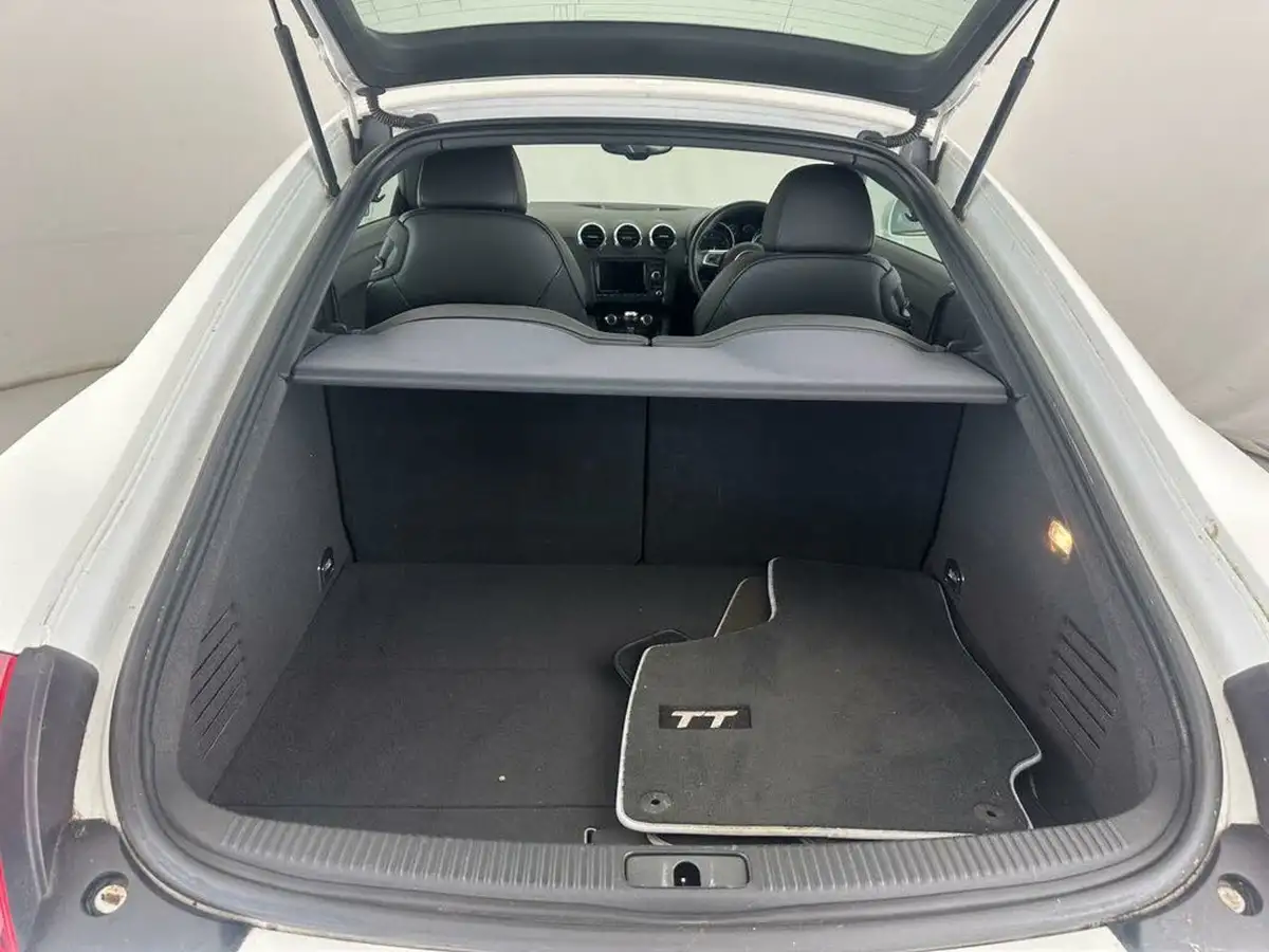 2013-audi-tt-coupe-20-tfsi-s-line-quattro-tronic-big-6