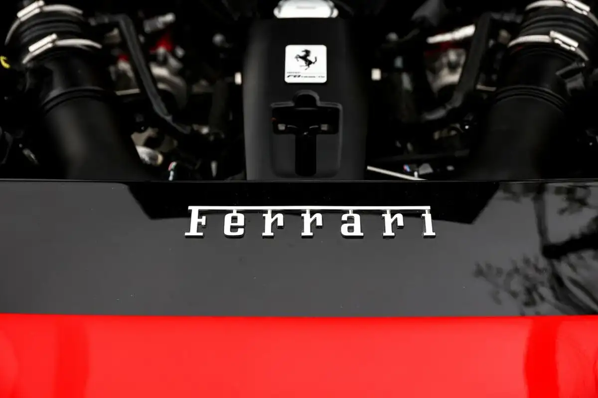 2021-ferrari-f8-tributo-big-14