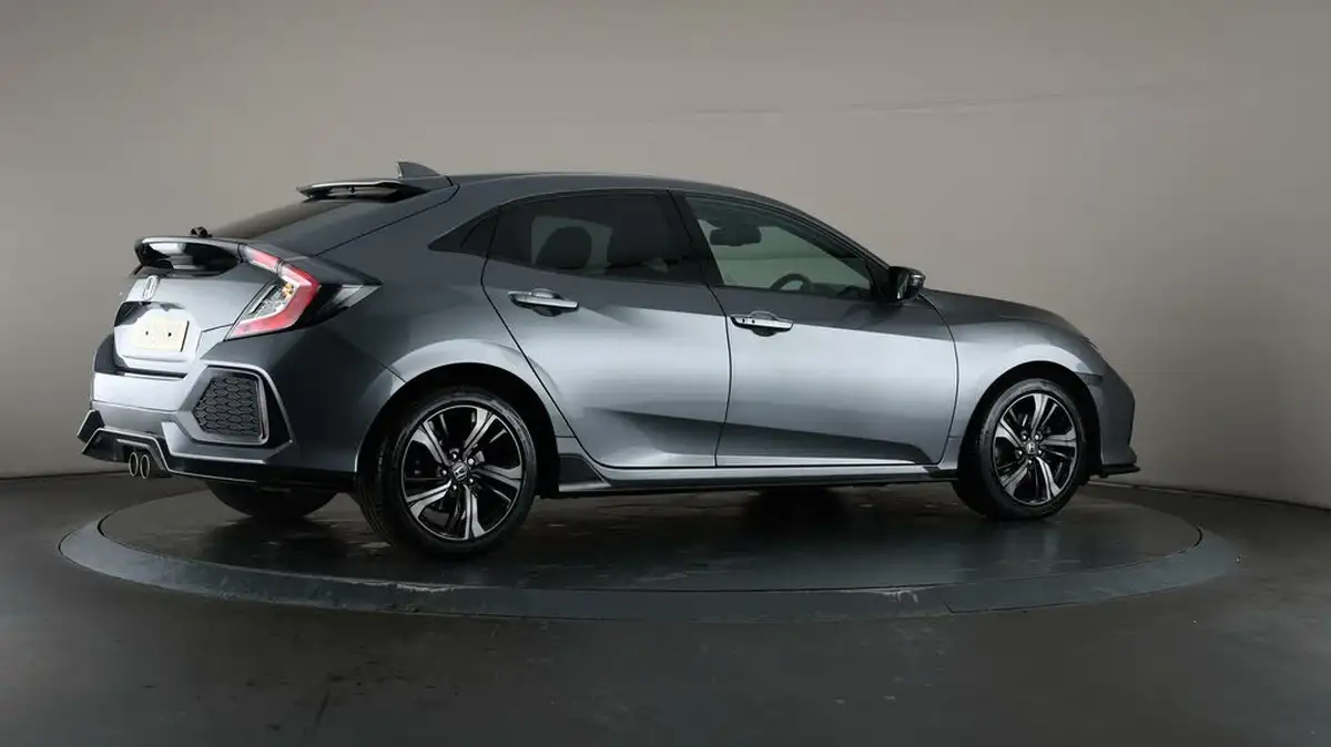 2019-honda-civic-15-vtec-turbo-sport-plus-ss-big-56